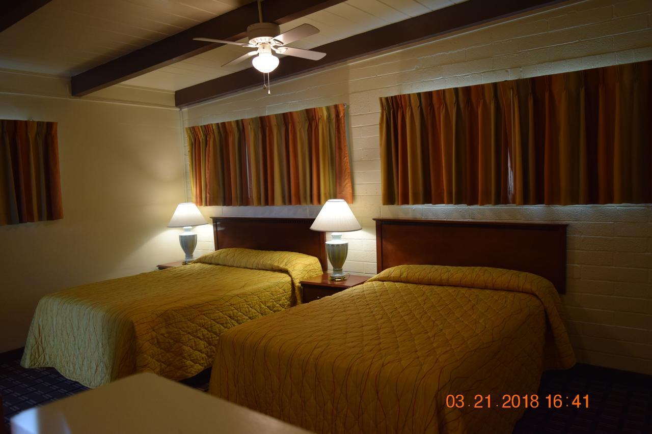 Stanlunds Inn And Suites Borrego Springs Esterno foto