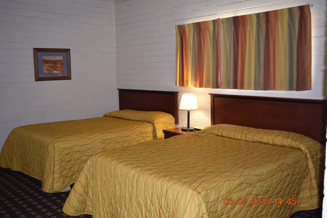 Stanlunds Inn And Suites Borrego Springs Esterno foto